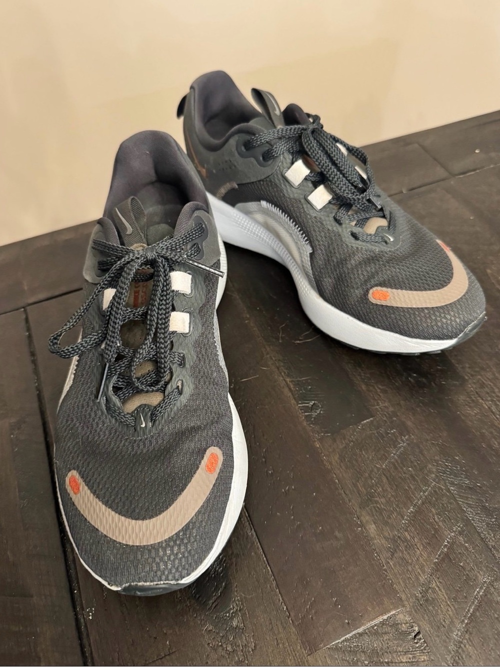 Nike React Escape Run, women size 8 (EU39), PO
